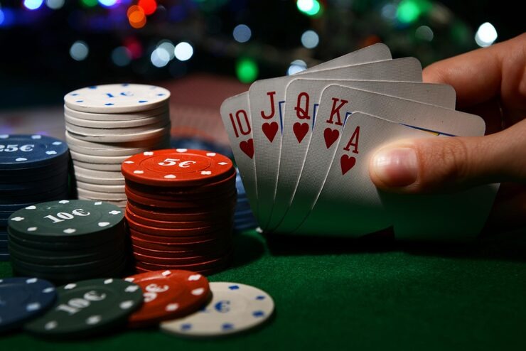 gebyar4 mobile app home screen showing live blackjack and roulette tables